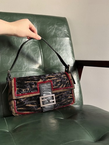 Ultra rara baguette vintage - ultra, rara!